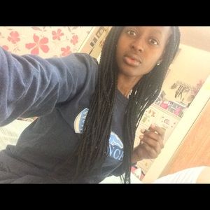 Meet your Posher, Danielle